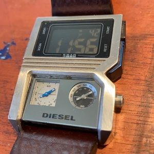 Men's diesel big face silver case, brown leather band watch ex-7174